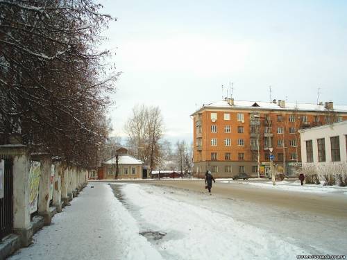 Перекресток у 1 школы